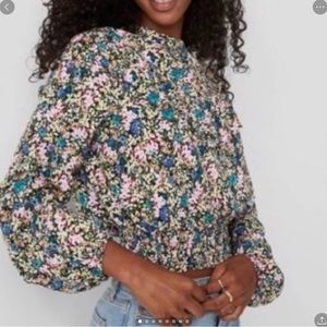 Wild Fable long sleeve cropped smocked waist ruffle blouse Medium